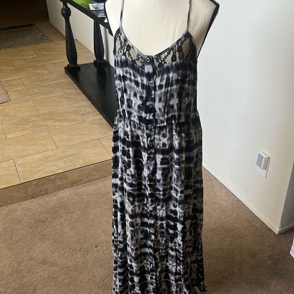 Tye dye and lace maxi dress - Picture 1 of 5
